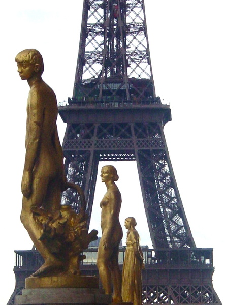  - Paris