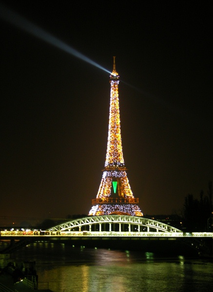 - Paris