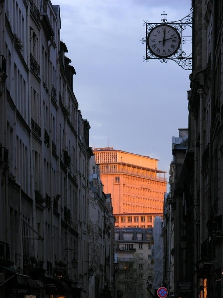  - Paris