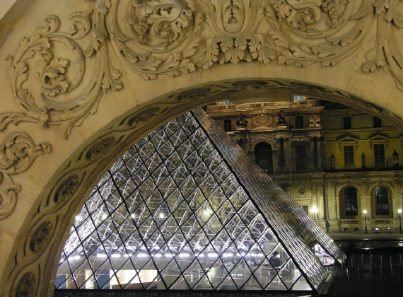  - Paris