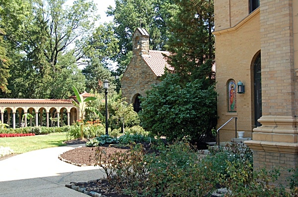 Franciscan Monastery of the Holy Land in American - Tradition - Franciscan Monastery of the Holy Land in America
