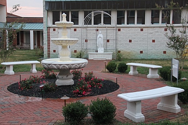 Mary Garden - Alexandria, VA