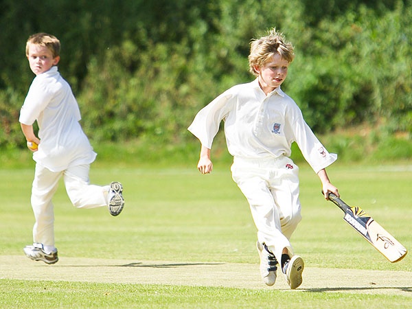 8K0E8520-23 - The Abbey vs OBH U9 Cricket June 08