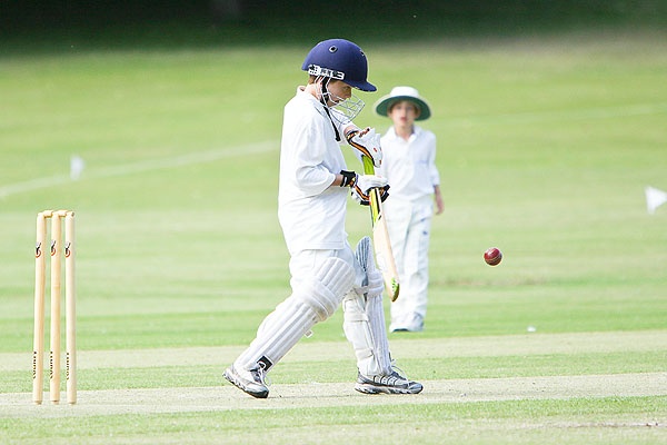 8K0E9648-68 - The Abbey vs OBH U9 Cricket June 08