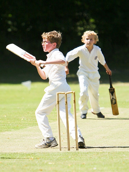8K0E8213-4 - The Abbey vs OBH U9 Cricket June 08