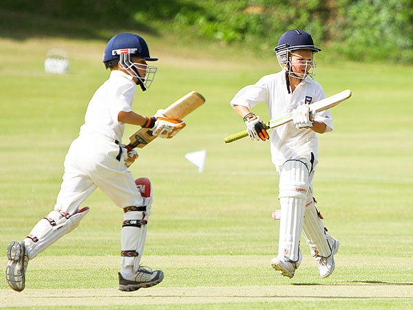 8K0E9392-59 - The Abbey vs OBH U9 Cricket June 08
