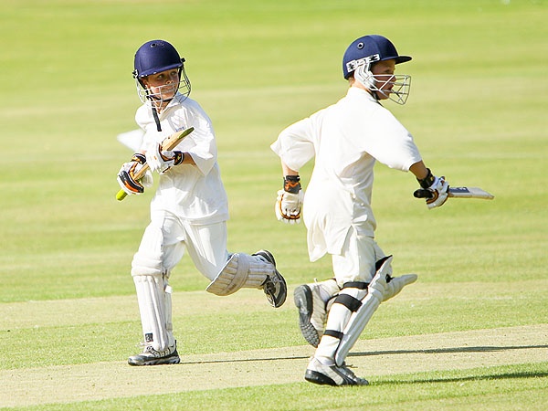 8K0E9755-72 - The Abbey vs OBH U9 Cricket June 08