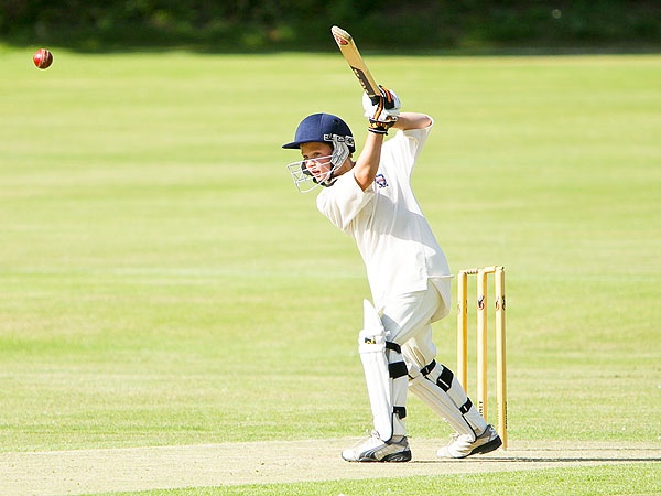 8K0E9797-75 - The Abbey vs OBH U9 Cricket June 08