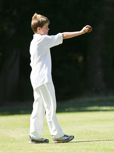 8K0E8365-16 - The Abbey vs OBH U9 Cricket June 08