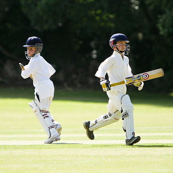 8K0E9028-46 - The Abbey vs OBH U9 Cricket June 08