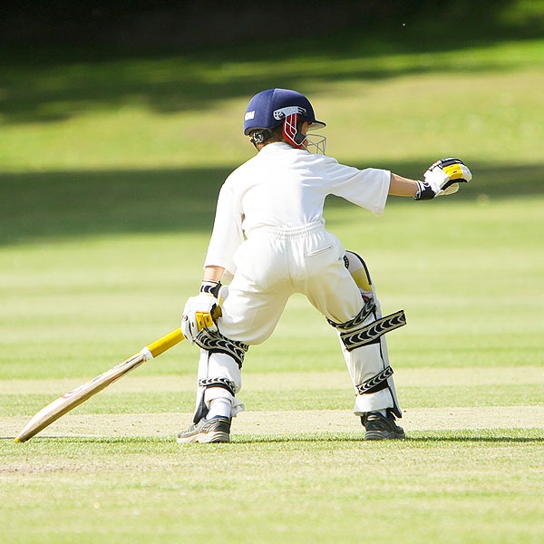 8K0E9092-47 - The Abbey vs OBH U9 Cricket June 08