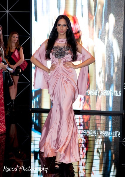  - Dubai 'I Love Fashion' Store Launch