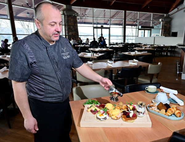 Brunch5 - Deerhurst Drift