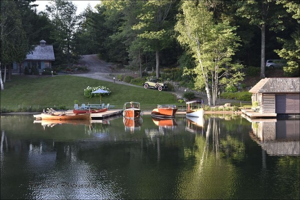 law18-049 - Boats of Law