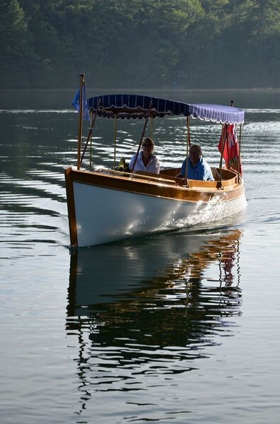 lucelle11-060 - Boats of Law
