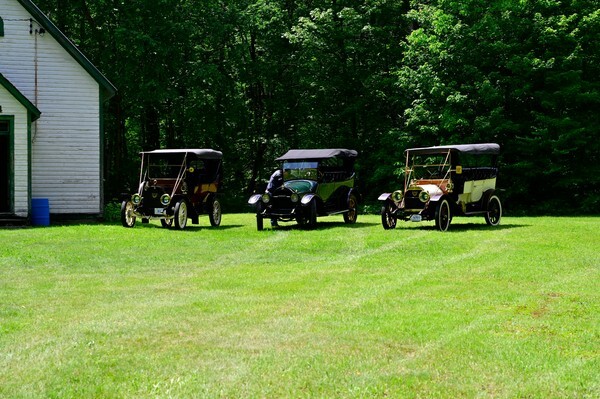 HorseCarr26-260 - HorselessCarriage26