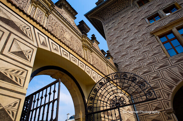 Praguegate-1l - Creative Eye