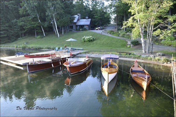 law18-031 - Boats of Law