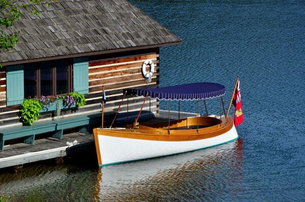 lucelle11-115 - Boats of Law