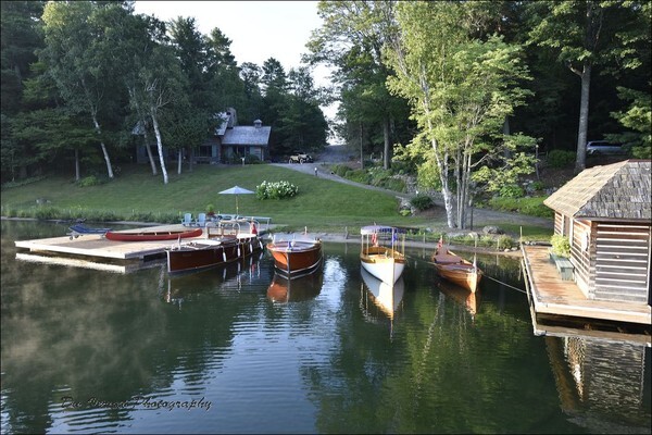 law18-023 - Boats of Law