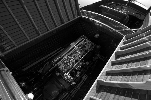 Anderson11T-475BW - Boats in Monochrome