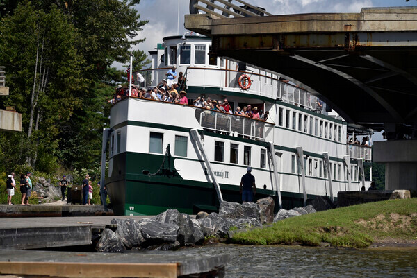 Wenonah150-056msdc - The Steamships: Segwun, Wenonah, Wanda III