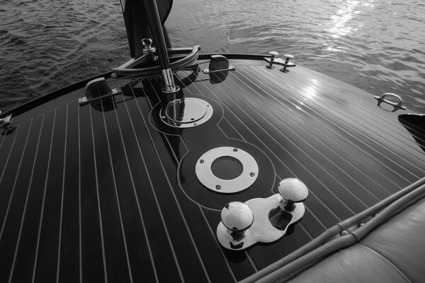 Mineta15 -329BW - Boats in Monochrome