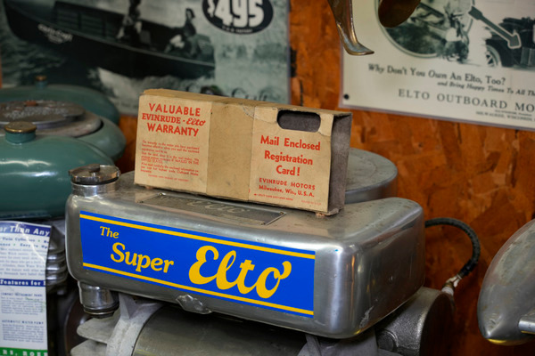 _DUV4253 - Outboards