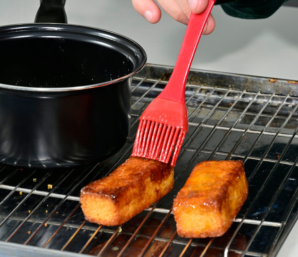 brush1 - Brunch- Unique Muskoka