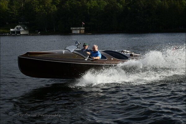 caprice19-060 - Muskoka Select Boats