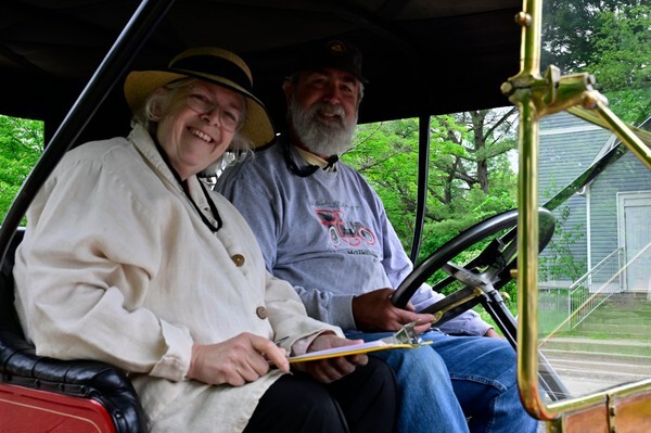HorseCarr26-364 - HorselessCarriage26