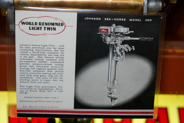 _DUV4200 - Outboards