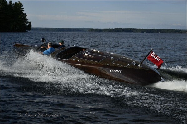 caprice19-237 - Muskoka Select Boats