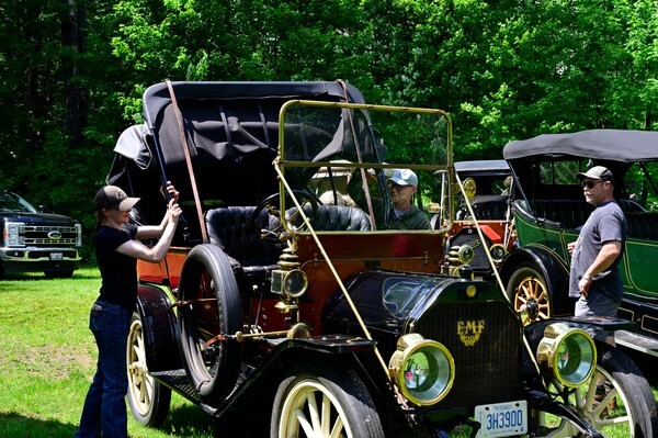 HorseCarr26-320 - HorselessCarriage26
