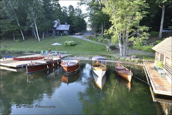 law18-025 - Boats of Law