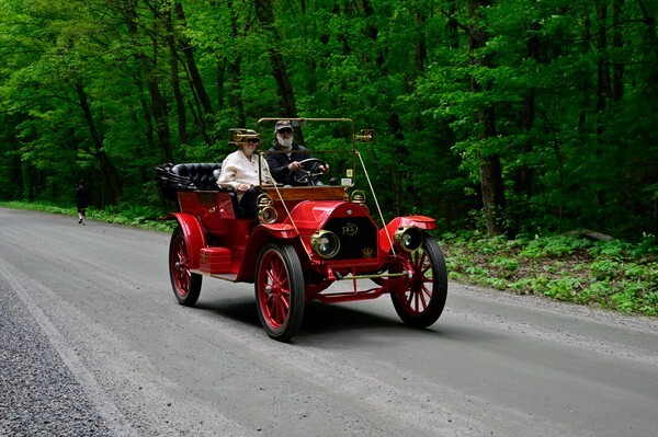 HorseCarr26-40 - HorselessCarriage26