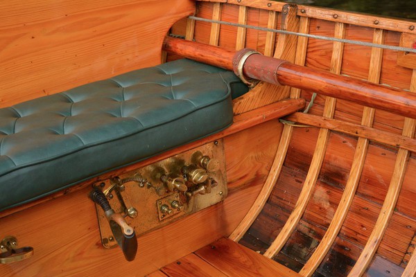 gockeldispro14-132 - Muskoka Select Boats