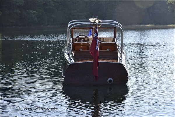 law18-298 - Boats of Law