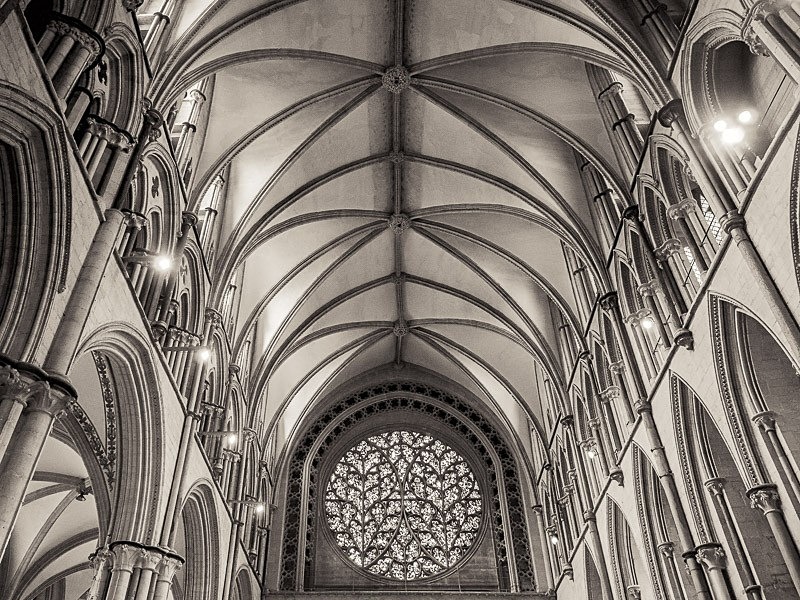 Lincoln Cathedral 06 - Man-Made