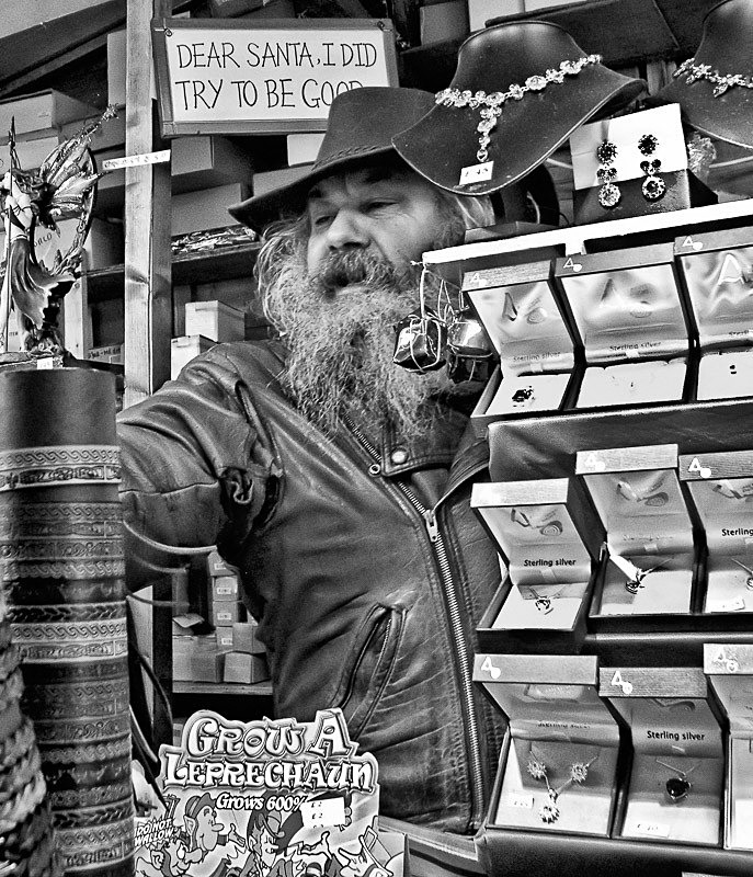 Grow A Leprechaun - Street