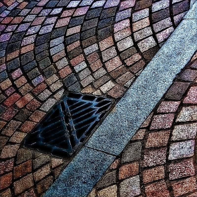 Piazza Detail 02 C - Colour