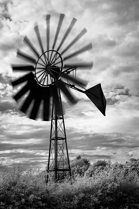 Wind Pump 02 - Infra Red