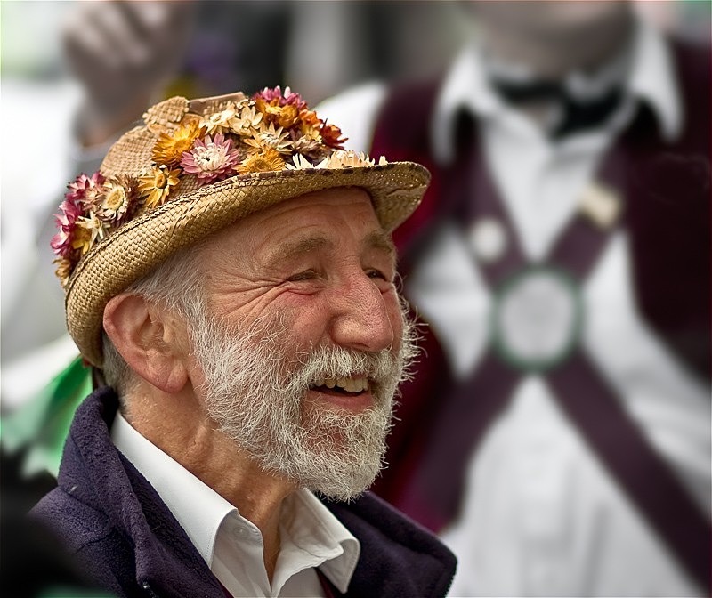 Leyland Morris Men 01 C - Colour