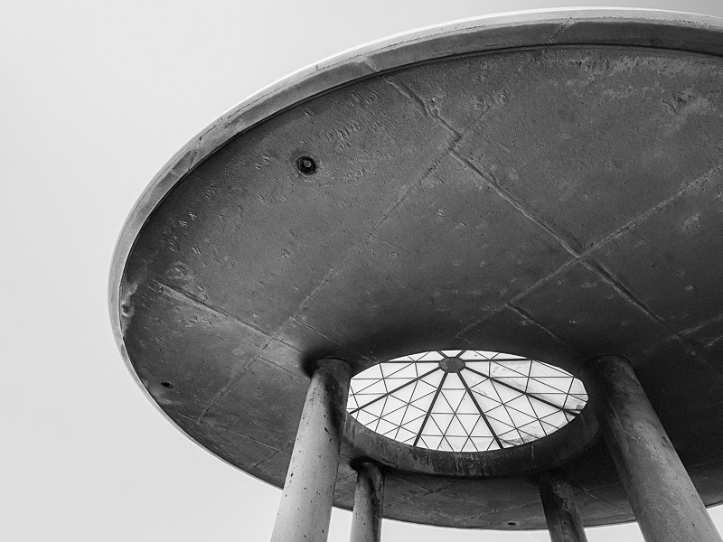 On Cleveleys Prom 03 - Man-Made