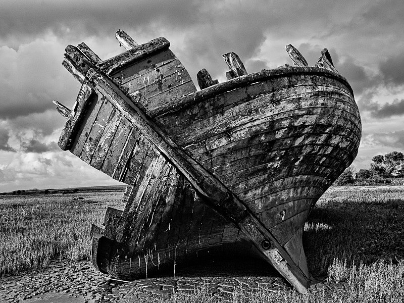 Fleetwood Wrecks 05 - Man-Made