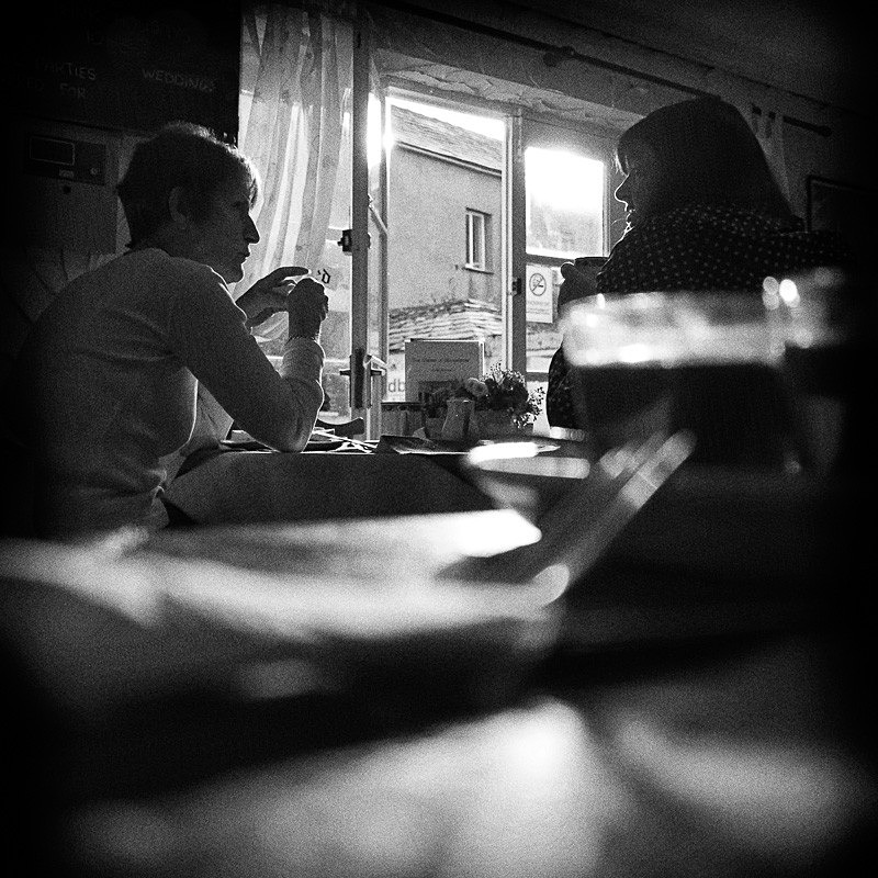 A Chat over Breakfast - Street