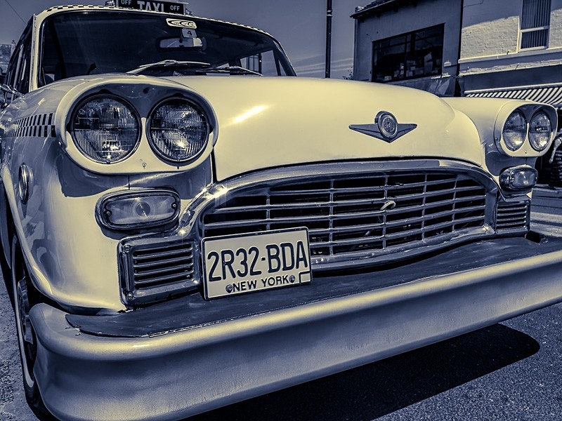 Yellow Cab 01 - Colour