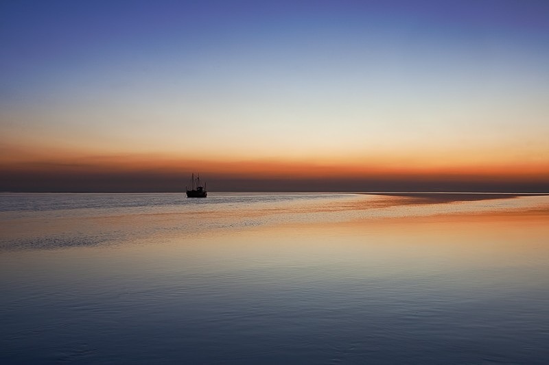 Sunset Ship 01 C - Colour