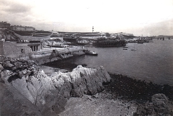 Plymouth West Hoe and Pier 69