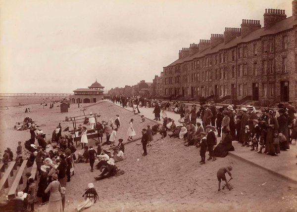 Redcar The Sands 4 - Old Photos of Redcar